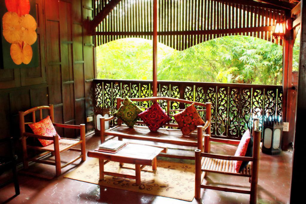 Club One Seven Gaymen Chiang Mai Hotel Екстериор снимка