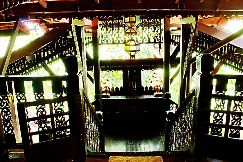 Club One Seven Gaymen Chiang Mai Hotel Екстериор снимка